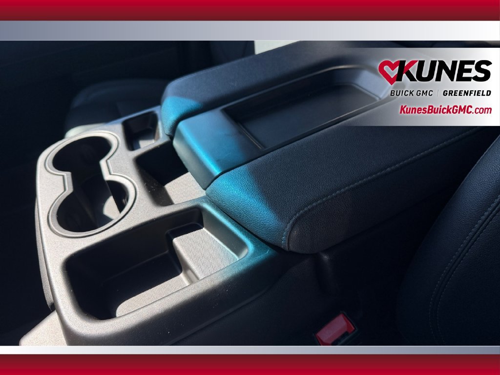 Used 2025 GMC Sierra 1500 SLT AWD/4WD image 31