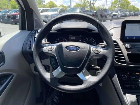 Used 2022 Ford Transit Connect XLT FWD image 8