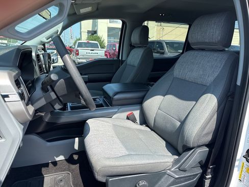 Used 2021 Ford F150 XLT image 32