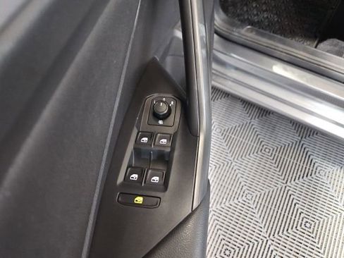 Used 2019 Volkswagen Jetta image 23