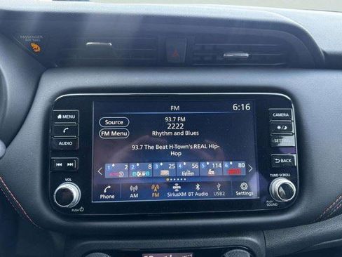Used 2024 Nissan Kicks SR FWD image 27