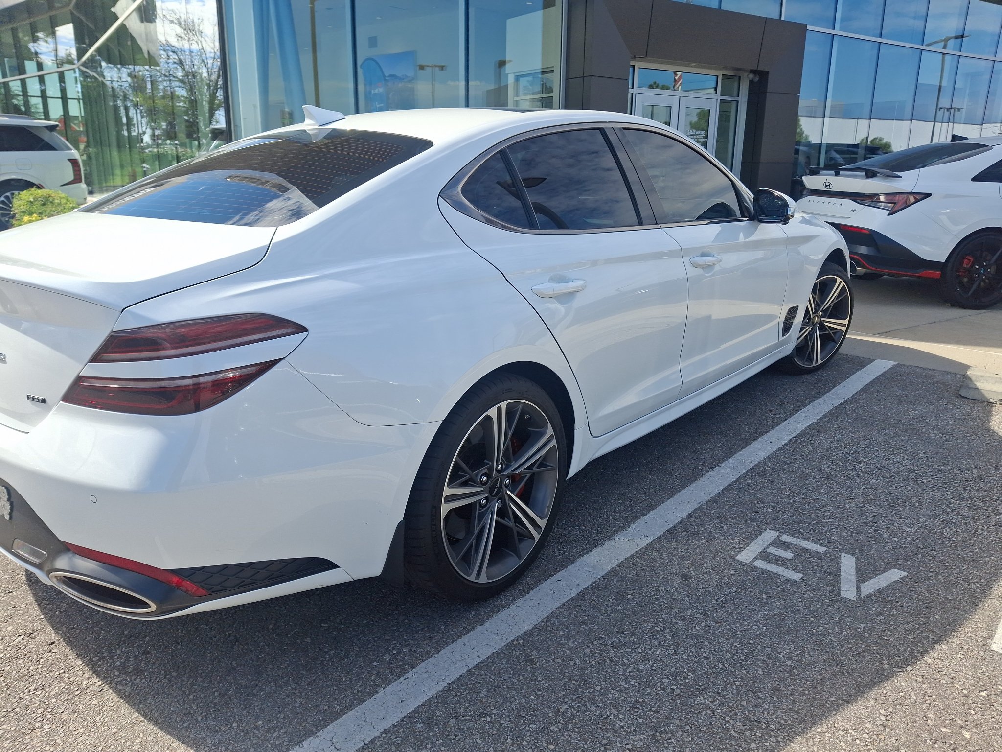 Used 2024 Genesis G70 3.3T Advanced w/ Sport Prestige Package RWD image 2