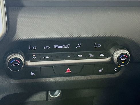 Used 2025 MAZDA CX-50 AWD 2.5 S w/ Cargo Package image 28