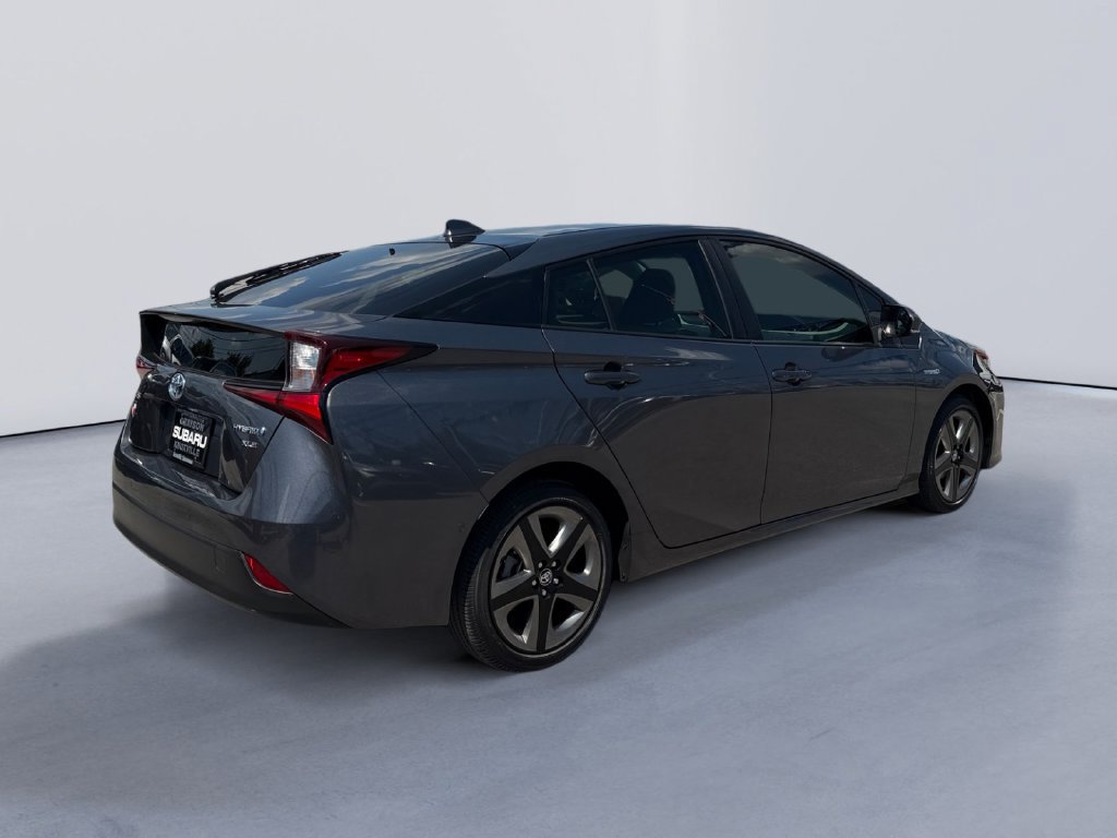 Used 2022 Toyota Prius XLE FWD image 3