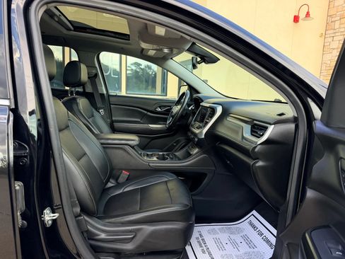 Used 2021 GMC Acadia SLT w/ Trailering Package FWD image 15