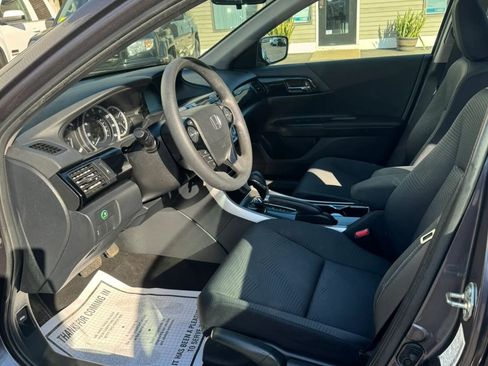 Used 2016 Honda Accord LX image 21