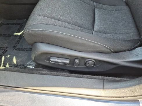 Used 2025 Honda Accord SE image 14