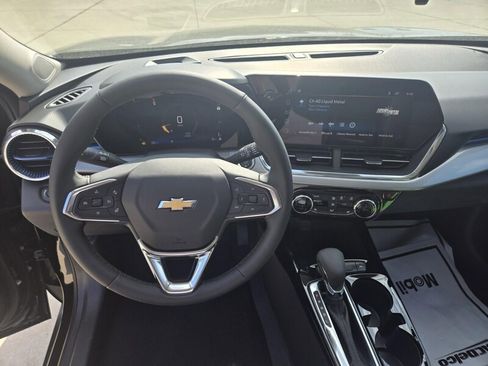 New 2026 Chevrolet Trax LT w/ Driver Confidence Package image 9