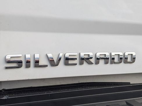 Used 2018 Chevrolet Silverado 2500 LT w/ Z71 Package, Off-Road AWD/4WD image 10