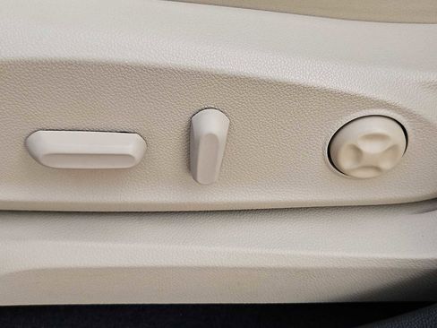 Used 2019 Buick Envision Preferred image 18