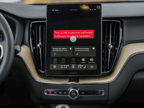 New 2026 Volvo XC60 T8 Plus w/ Protection Package Premier image 21