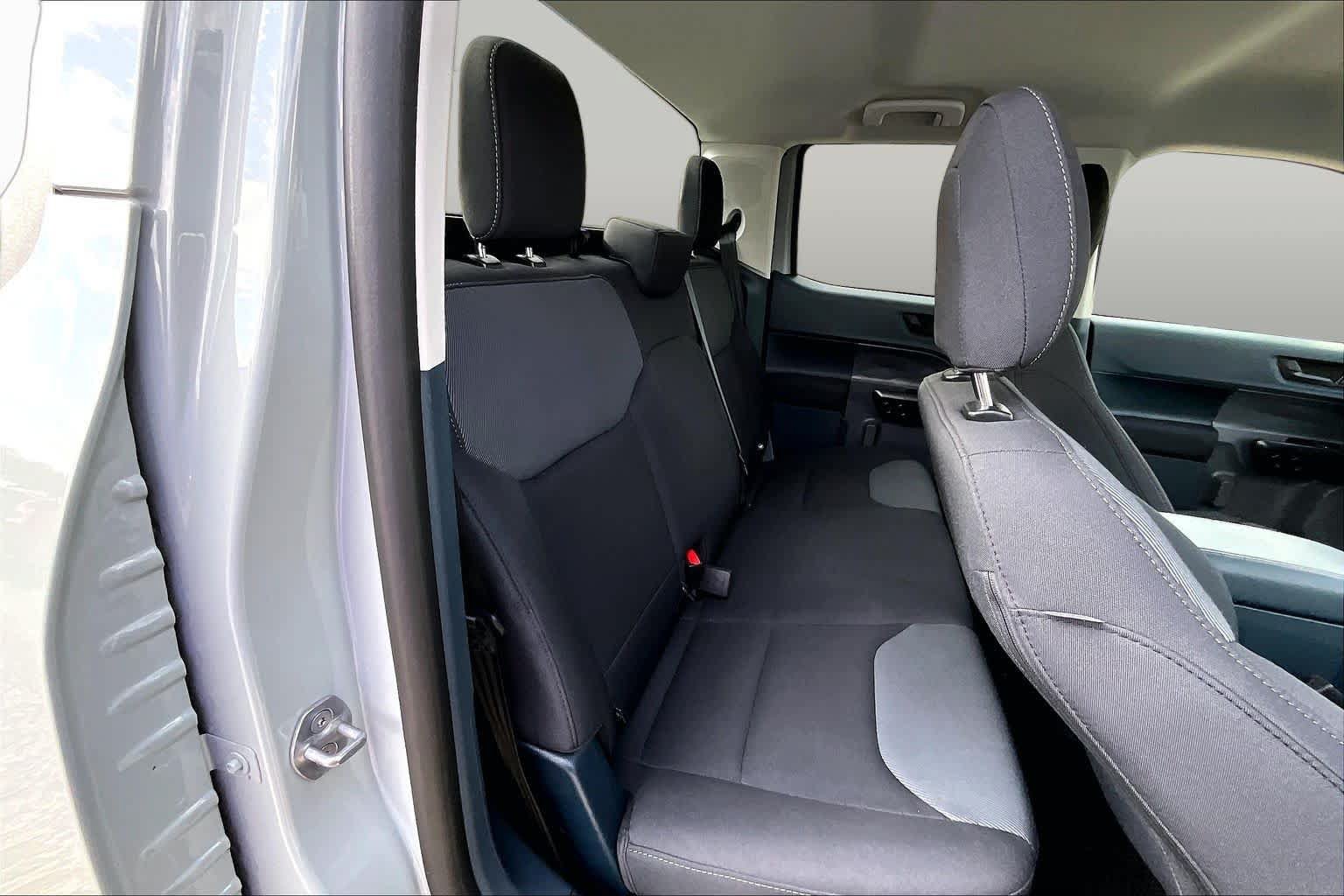 Certified 2024 Ford Maverick XL FWD image 20