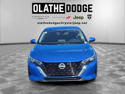 Used 2024 Nissan Sentra SV FWD image 29