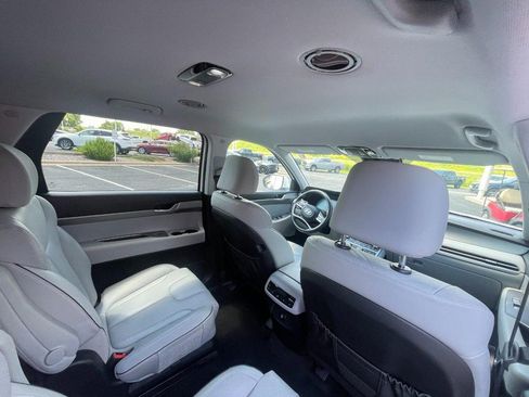 Used 2023 Hyundai Palisade SEL AWD/4WD image 14