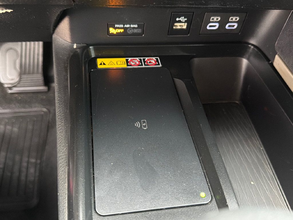 Used 2025 Toyota Camry LE FWD image 30