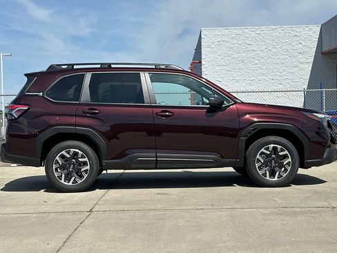 New 2026 Subaru Forester Premium AWD/4WD image 2