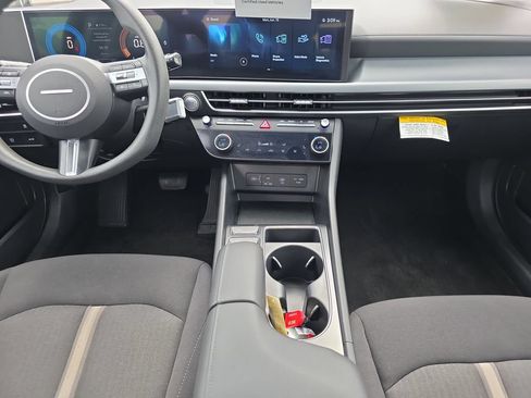 Certified 2024 Hyundai Sonata SEL FWD image 15