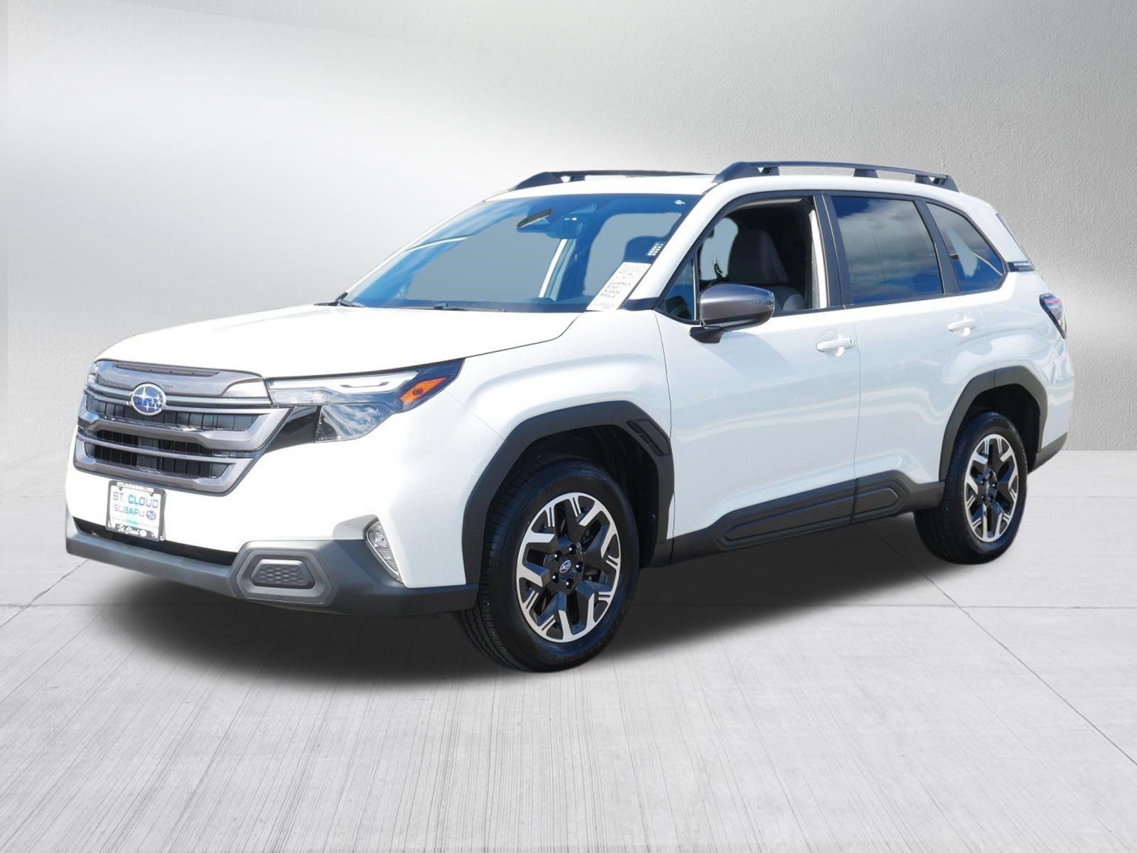 Used 2026 Subaru Forester Premium AWD/4WD image 3