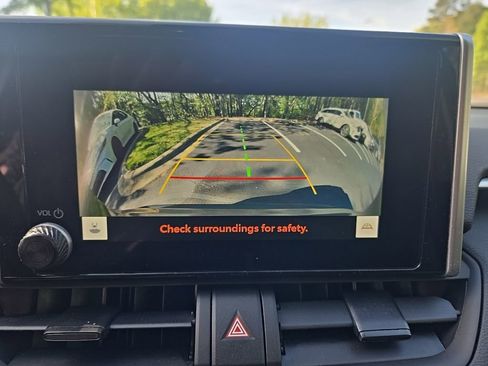 Used 2024 Toyota RAV4 XLE image 4