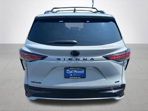 Certified 2026 Toyota Sienna XSE AWD/4WD image 9