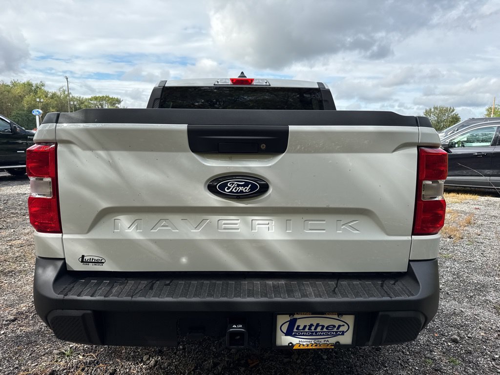 New 2025 Ford Maverick XLT w/ XLT Luxury Package FWD image 10
