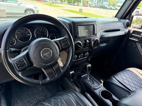 Used 2018 Jeep Wrangler Unlimited Sport S AWD/4WD image 15