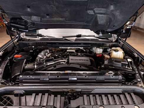 Used 2024 Chevrolet Silverado 2500 LTZ w/ LTZ Plus Package image 34