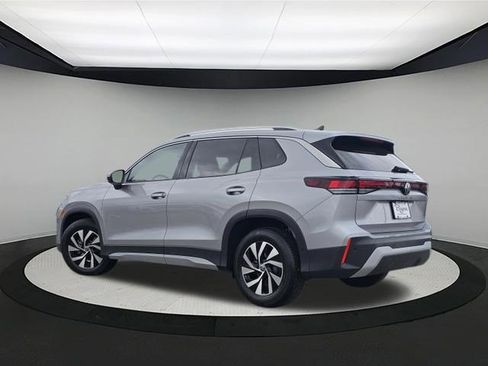 New 2026 Volkswagen Tiguan S FWD image 5