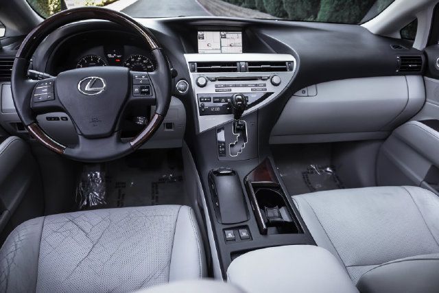 Used 2011 Lexus RX 350 AWD w/ Premium Pkg image 19