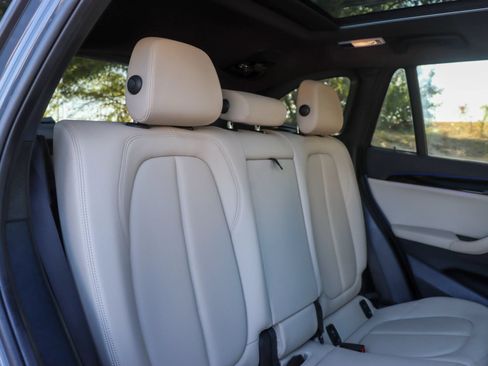 Used 2021 BMW X1 sDrive28i w/ Convenience Package FWD image 19