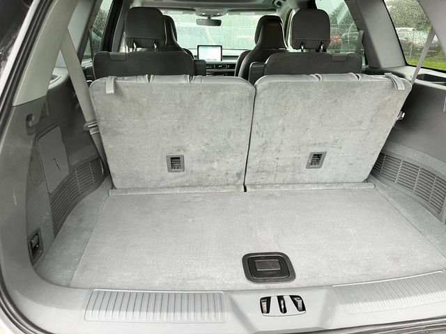 Used 2021 Lincoln Aviator Reserve w/ Equipment Group 202A AWD/4WD image 8