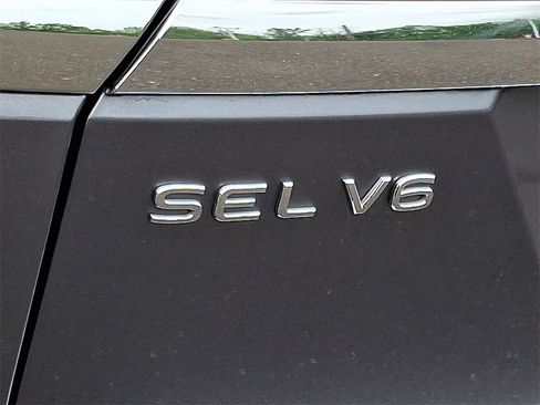 Used 2021 Volkswagen Atlas SEL Premium image 33