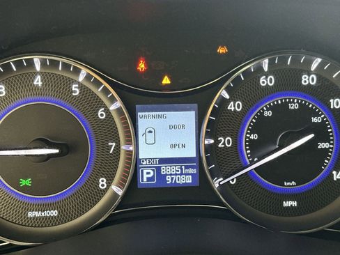 Used 2017 INFINITI QX80 4WD w/ Driver Assistance Package image 15
