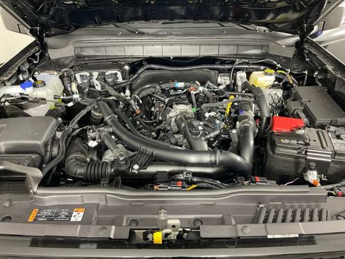 New 2026 Ford Bronco Outer Banks AWD/4WD image 9