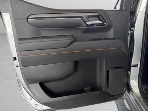 Used 2025 GMC Sierra 1500 AT4 w/ AT4 Premium Package image 37