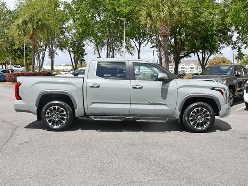 Used 2024 Toyota Tundra Limited AWD/4WD image 5