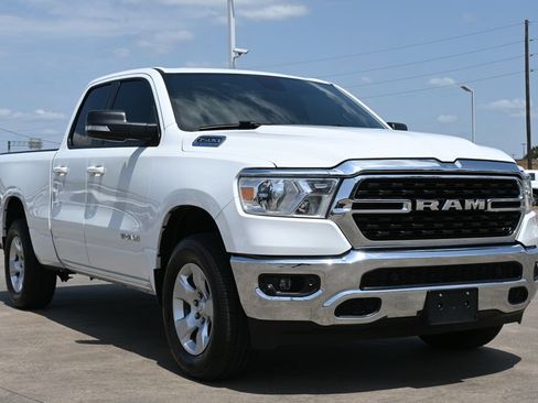 Used 2022 RAM 1500 Big Horn AWD/4WD image 2