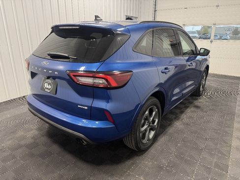 Used 2023 Ford Escape ST-Line AWD/4WD image 3