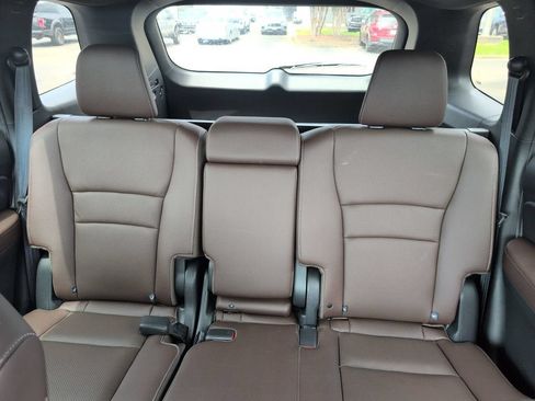 Used 2025 Honda Passport EX-L image 31