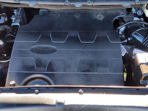 Used 2016 Ford Edge Titanium w/ Equipment Group 302A image 21