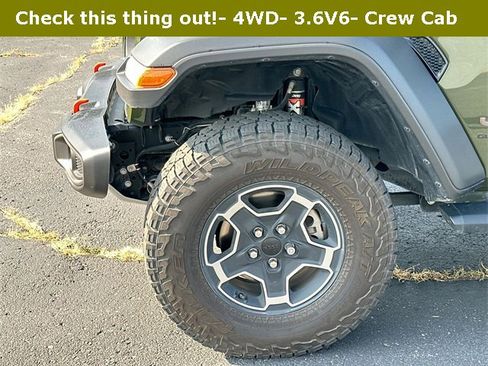 Used 2023 Jeep Gladiator Mojave w/ Cold Weather Group image 30