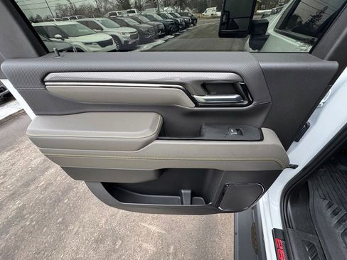 Used 2024 Chevrolet Silverado 2500 ZR2 w/ ZR2 Bison Edition image 42