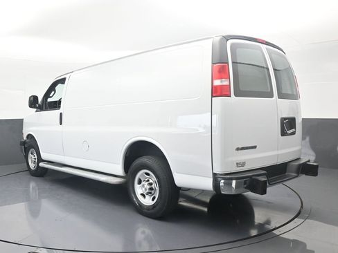 Used 2024 Chevrolet Express 2500 w/ Driver Convenience Package image 4