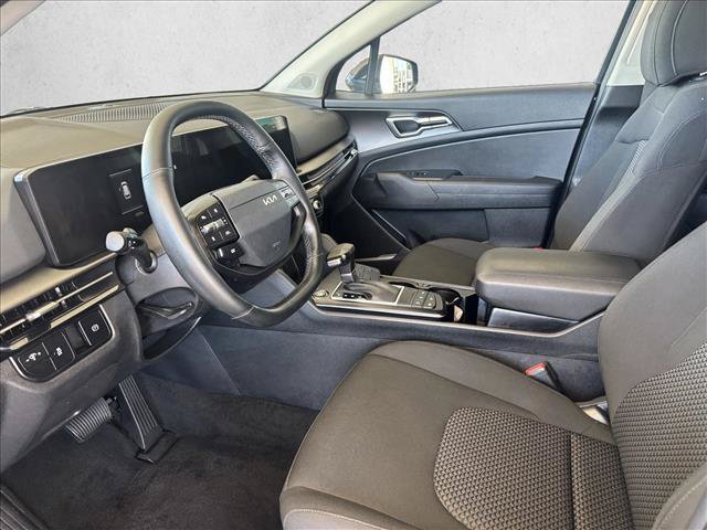 Used 2026 Kia Sportage LX FWD image 9