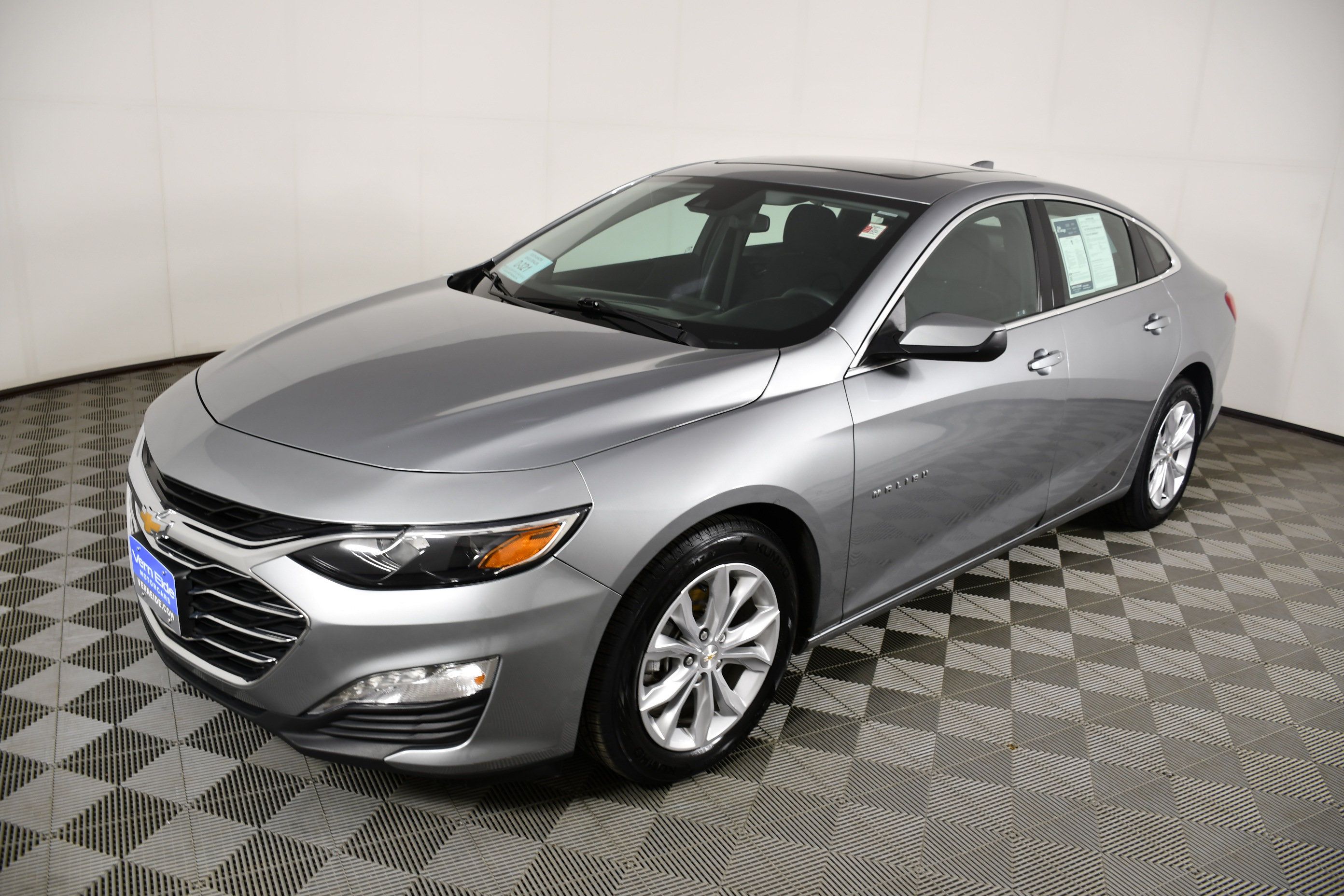Used 2024 Chevrolet Malibu LT FWD image 10