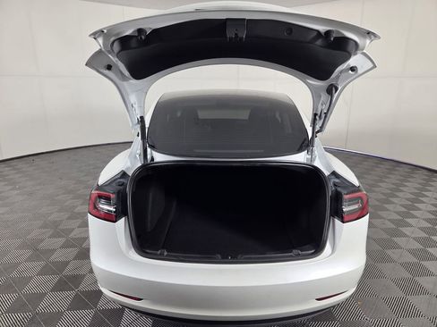 Used 2023 Tesla Model 3 Standard Range image 26