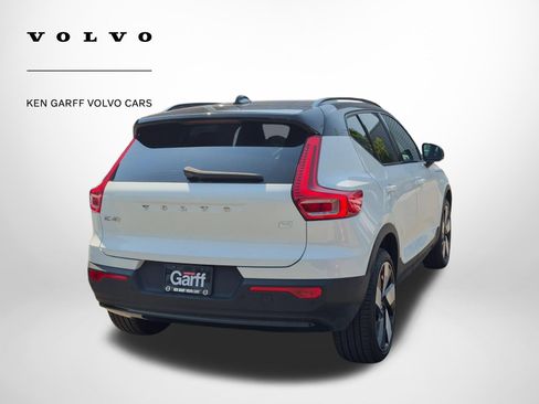 Used 2023 Volvo XC40 Recharge Ultimate AWD/4WD image 3