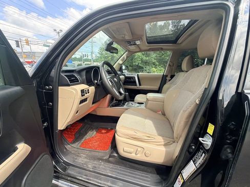 Used 2010 Toyota 4Runner Limited AWD/4WD image 63