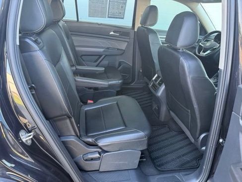 Used 2022 Volkswagen Atlas SEL R-Line AWD/4WD image 17