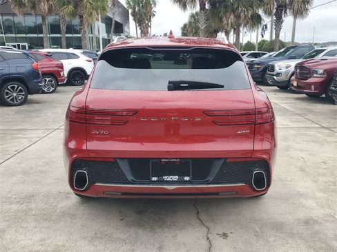 Used 2025 Genesis GV70 2.5T image 10